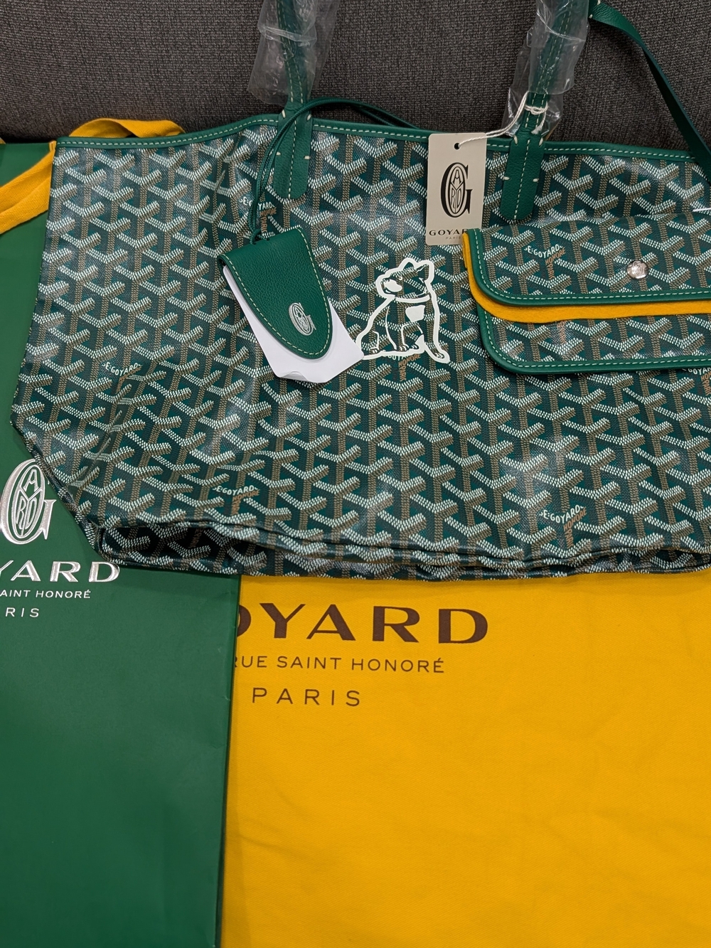 Goyard Green Patterned Tote with White Dog Motif - Picture 6 of 6